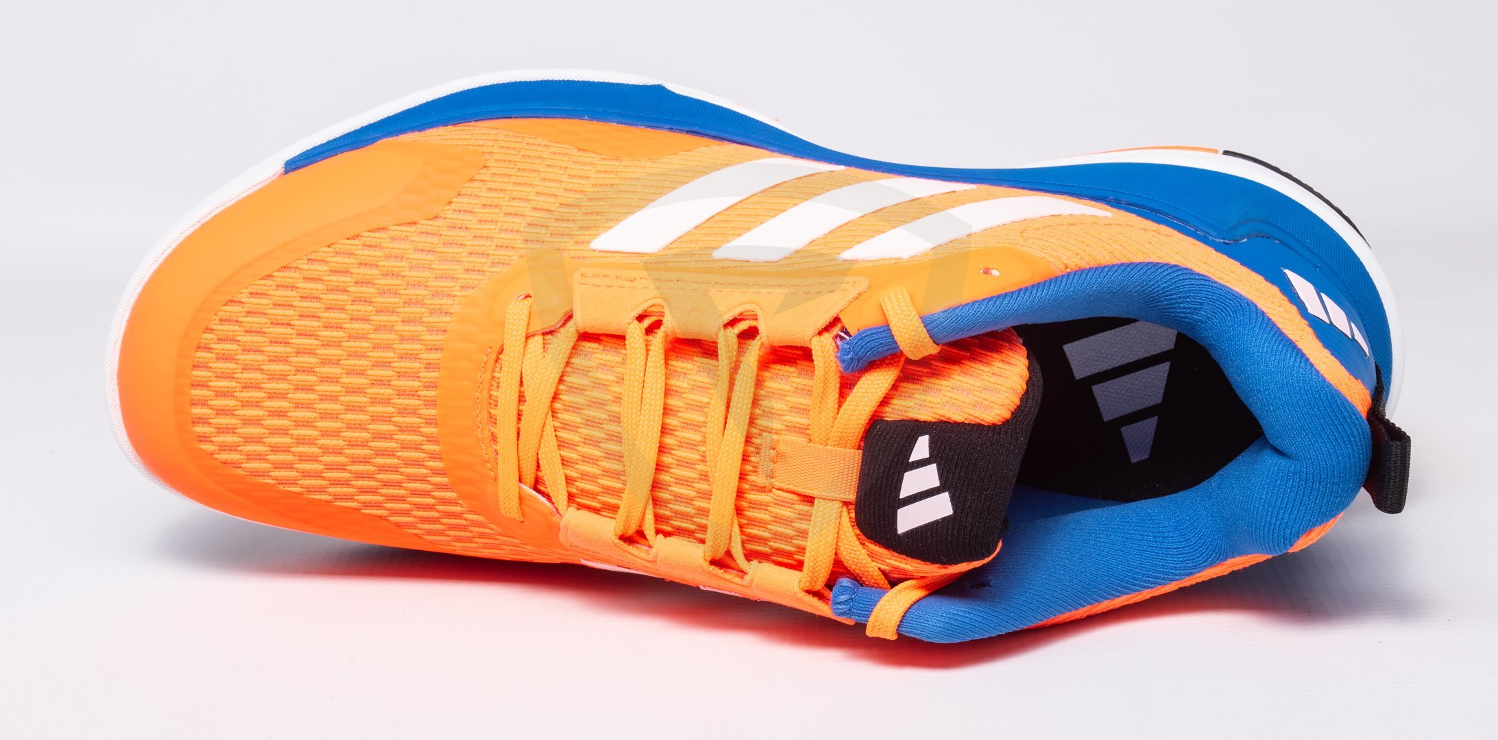 Adidas Novaflight 2 JP7272